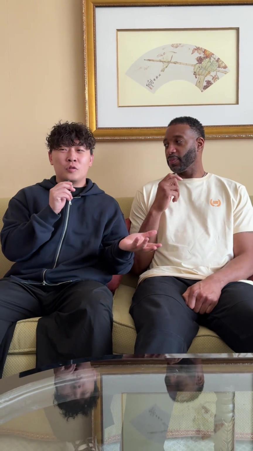 小伙子你真勇啊，在麥迪面前“那個(gè)，那個(gè)”的