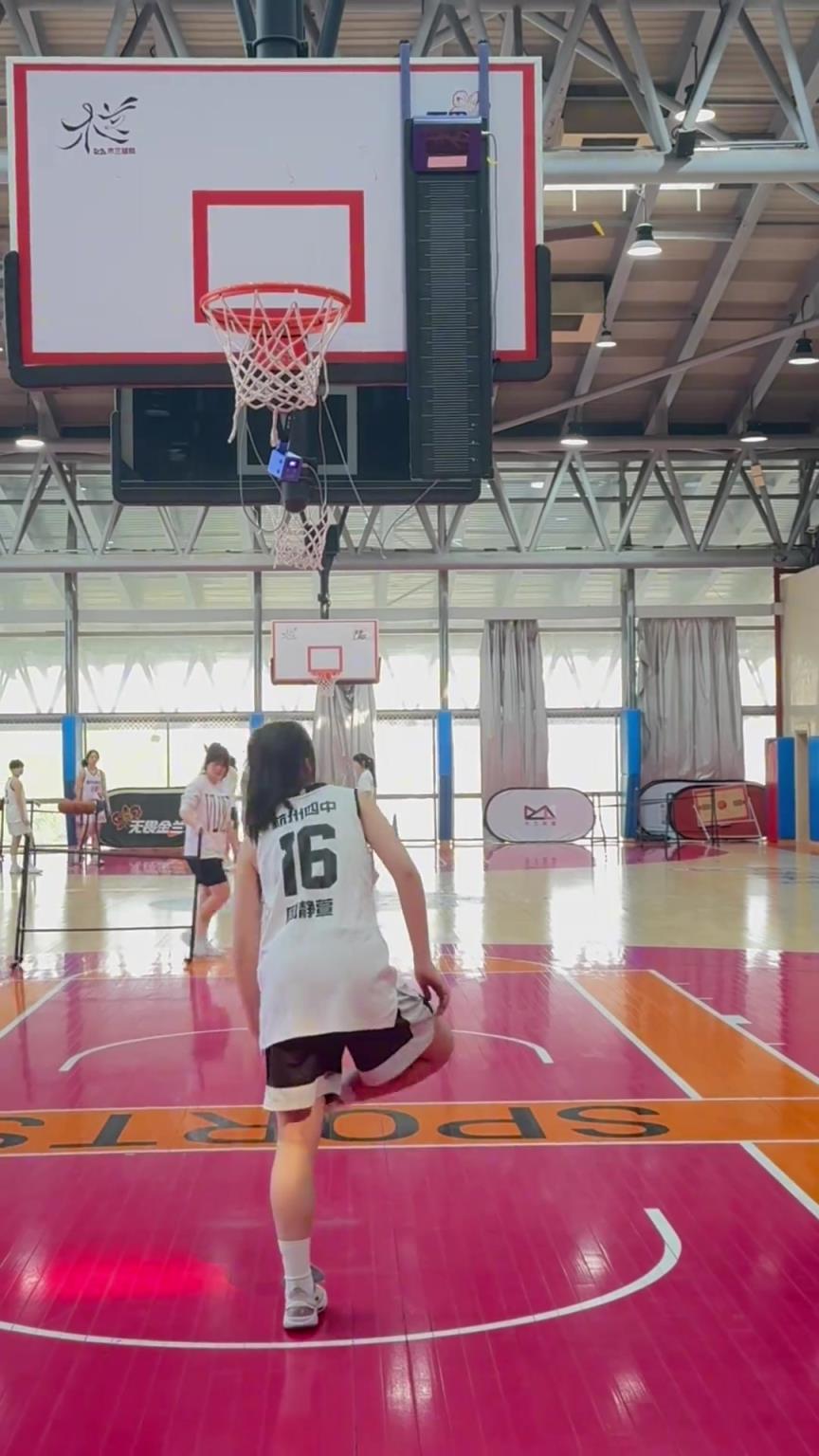 所以，你能摸高多少？