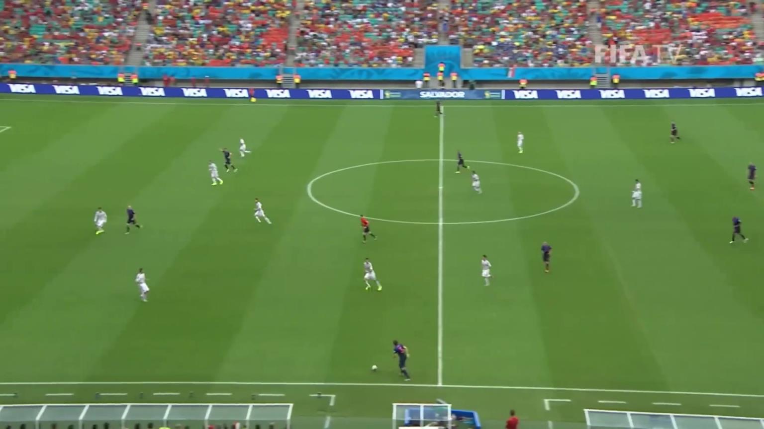 聽(tīng)說(shuō)范將軍是因?yàn)椴粫?huì)停球才選擇直接打門(mén)的