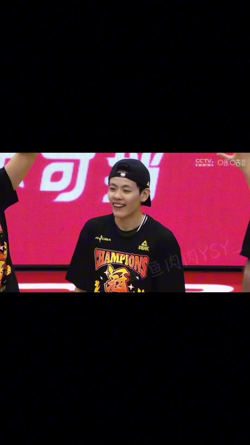 以小搏大以弱勝?gòu)?qiáng) ；從不被看好，到站到最高的領(lǐng)獎(jiǎng)臺(tái)...